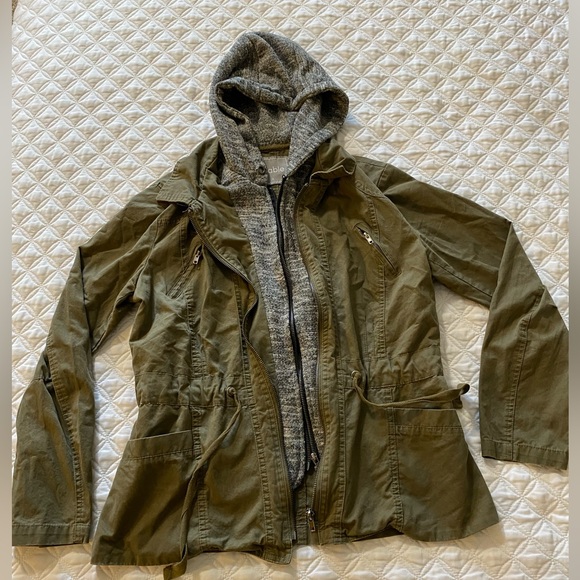 Olive Jacket - Picture 2 of 6